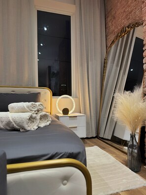 1 bedroom, iron/ironing board, Internet, bed sheets