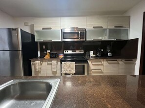 Oven, stovetop