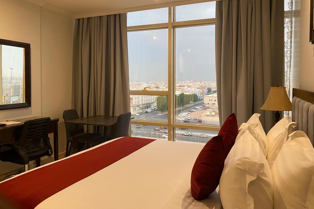 Double Room, 1 Queen Bed, City View