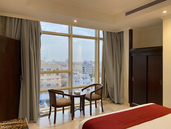 Studio | In-room safe, blackout drapes, soundproofing, iron/ironing board - Akarm-Alsafa (Jeddah)