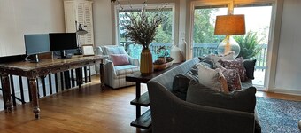 Whispering Pines Cottage • Near Blue Ridge Pkwy