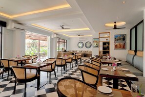Restaurant - Azalea By Stone Wood - Goa (Varca)