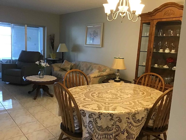 Interior - FLORIDA Apartment with 3 Pools & Fitness Room (Lauderdale Lakes)