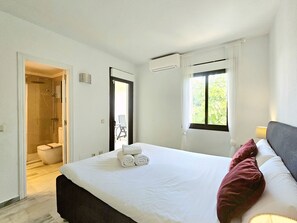 4 habitaciones, cuna de viaje, wifi y ropa de cama 