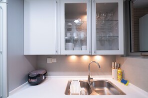 Superior-huoneisto, 3 makuuhuonetta, parveke, kaupunkinäköala | Yksityinen keittiö