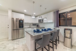 Apartamento de lujo | Servicio de comidas en la habitación