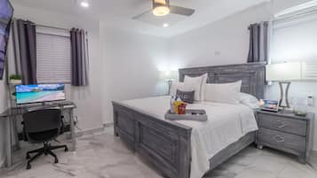 In-room safe, free WiFi