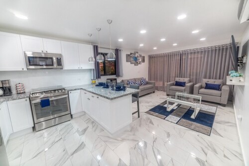 Ala Wishes Luxury Condo