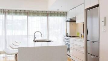 Fridge, microwave, dishwasher