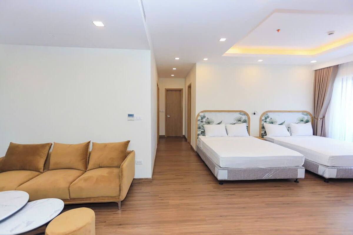 Departamento familiar, 3 habitaciones, vista a la playa | Ropa de cama de alta calidad, muebles diferentes y escritorio