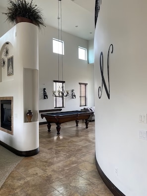 Games room - Diamond in the Desert !! A Private Oasis with Family and Friends (Mesa)