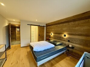 5 bedrooms, free WiFi