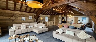 Chalet on the slopes with indoor pool- up to 15 guests