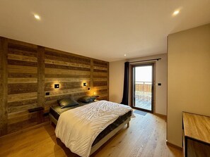 5 bedrooms, free WiFi