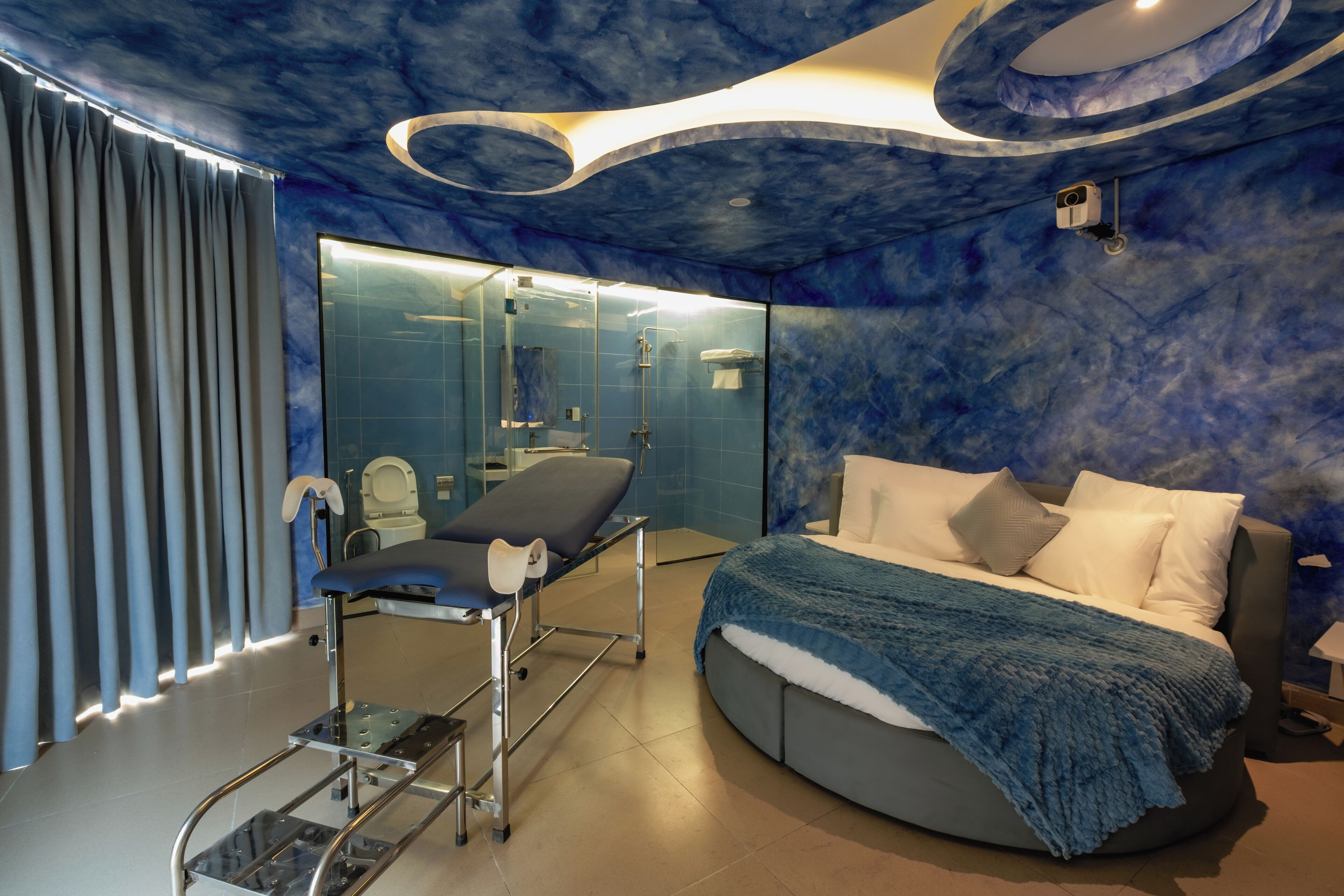 全景開放式套房, 1 張加大雙人床, 城市景 | 手提電腦工作空間、免費 Wi-Fi