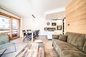 TV - MAS DE JOUX PLANE 202 Best location of Morzine, next to ESF ski school and slopes (MORZINE)