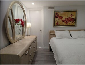 1 bedroom, desk, iron/ironing board, free WiFi
