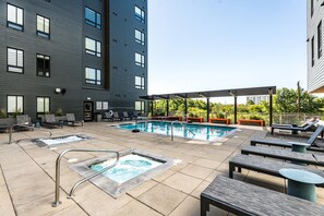 Pool - 1 BR, Coffee Bar, Hot Tub, Gym (Boise)