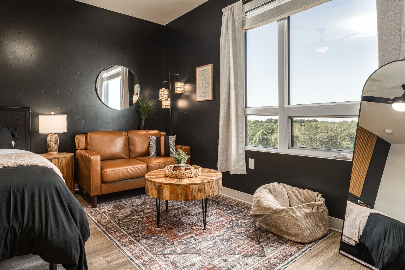 Schreibtisch, Bügeleisen/Bügelbrett, WLAN, Bettwäsche