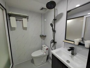 Classic Apartment, Non Smoking | Laptop workspace, free WiFi