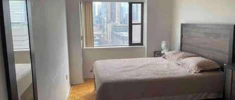 1 bedroom, iron/ironing board, Internet, bed sheets