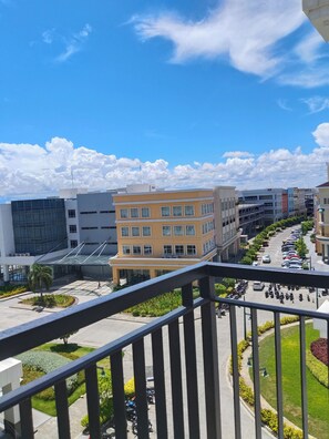 Room, 1 Bedroom, Balcony, Garden View | Balcony