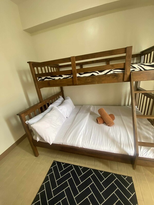 Room, 1 Bedroom, Balcony, Garden View | 1 bedroom