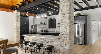 Park Place Lodge - Stay Play Celebrate - Sleeps 34