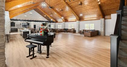 Park Place Lodge - Stay Play Celebrate - Sleeps 34