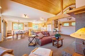 Smart TV, fireplace, books, video library