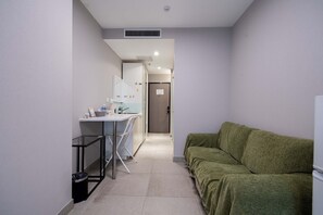 Habitación económica doble | Escritorio y wifi gratis