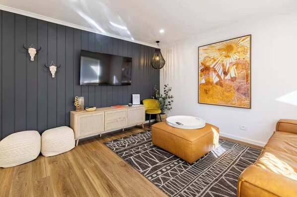 Télévision, espaces bureaux