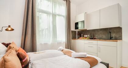 Modern & quiet studio with kitchen