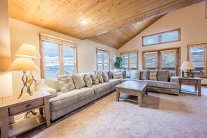 Fireplace, DVD player