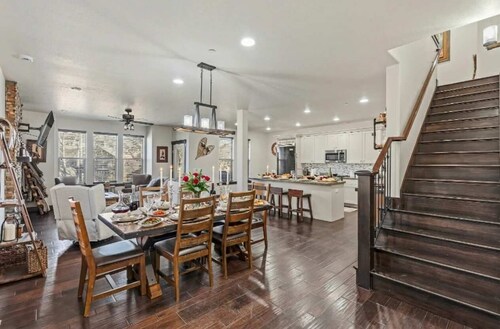 Aspen Crest Condo, 4BR, Deer Valley, hot tub