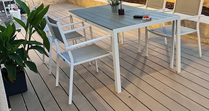 Exklusives Whirpool Apartment & Bergblick