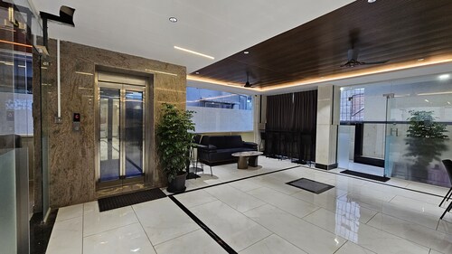 Karan Luxury CoLiving