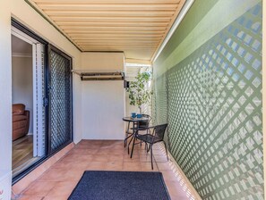 Apartment, 2 Bedrooms | Lanai