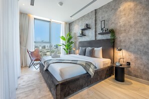 1 bedroom, in-room safe, iron/ironing board, free WiFi