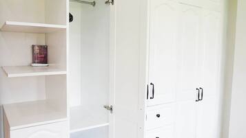 Chambre, 1 chambre, terrasse, vue jardin | Intérieur