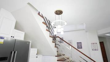 Room, 1 Bedroom, Terrace, Garden View | Interior