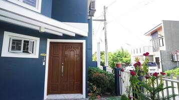 Room, 1 Bedroom, Terrace, Garden View | Property grounds