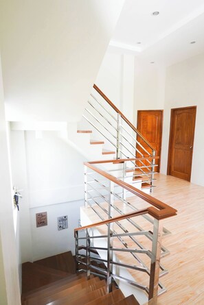 Room, 1 Bedroom, Terrace, Garden View | Interior