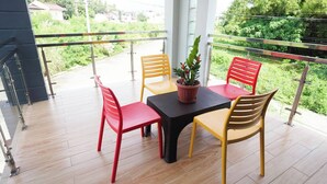 Unclassified image, 2 of 84, button - Room-luxurious Double Deluxe With Wifi n (Lucena)