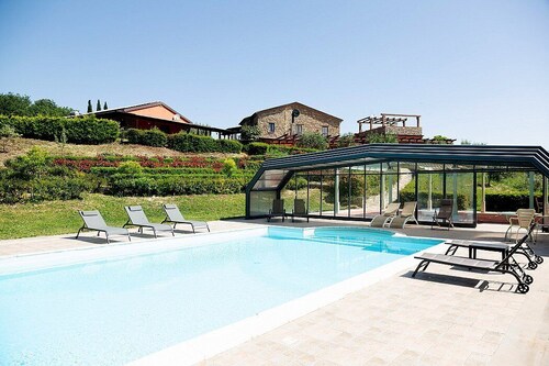 Villa Petruzia: A spacious and welcoming two-story residence surrounded by the greenery and facing the Dolomiti Lucane mountains, with Free WI-FI.