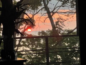 Villa, 3 Bedrooms, Smoking, Balcony | Interior