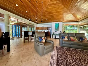 Villa, 3 Bedrooms, Smoking, Balcony | Interior