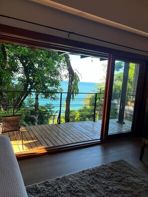 Villa, 3 Bedrooms, Smoking, Balcony | Interior