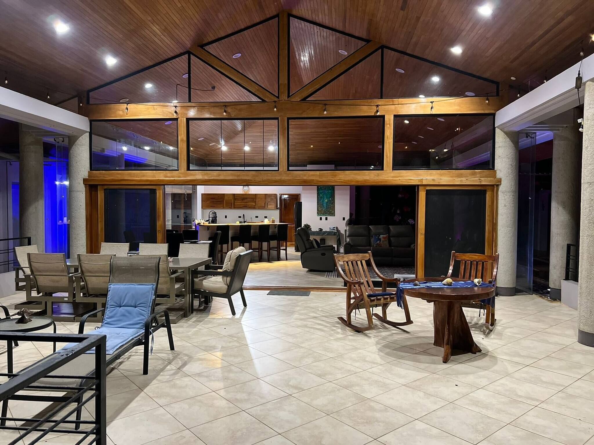 Villa, 3 habitaciones, para fumadores, balcón | Lounge