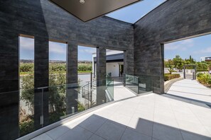 Balcony - Vivo Mare Panorama Beachfront Villa (Ayia Napa)